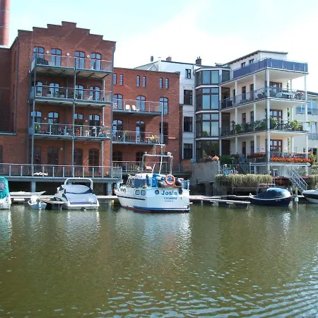 Apartment Deluxe Ferienwohnung Am Beetzsee