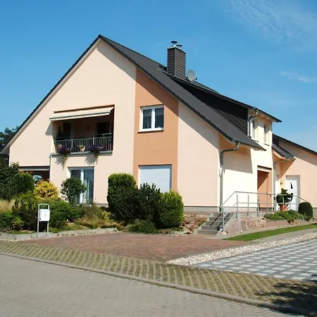 Apartment Deluxe Ferienwohnung Am Beetzsee Radewege